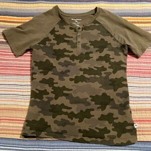 Tommy Bahama Kid Boys Henley T Shirt Camo Raglan Short Sleeve Green Size L 10/12